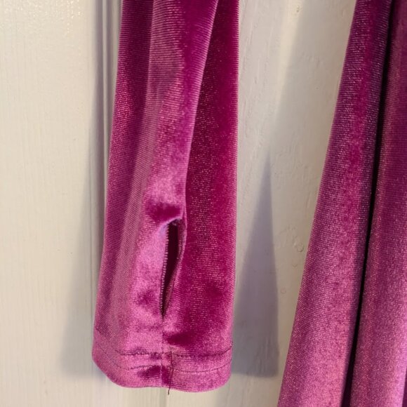 Long Sleeve Maxi Open Back Magenta Velvet Dress - Picture 5 of 5